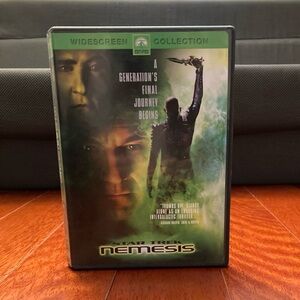 Star Trek Nemesis DVD - Green and Black
